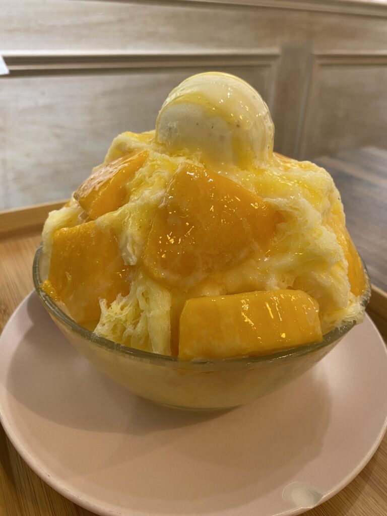 マンゴーかき氷
